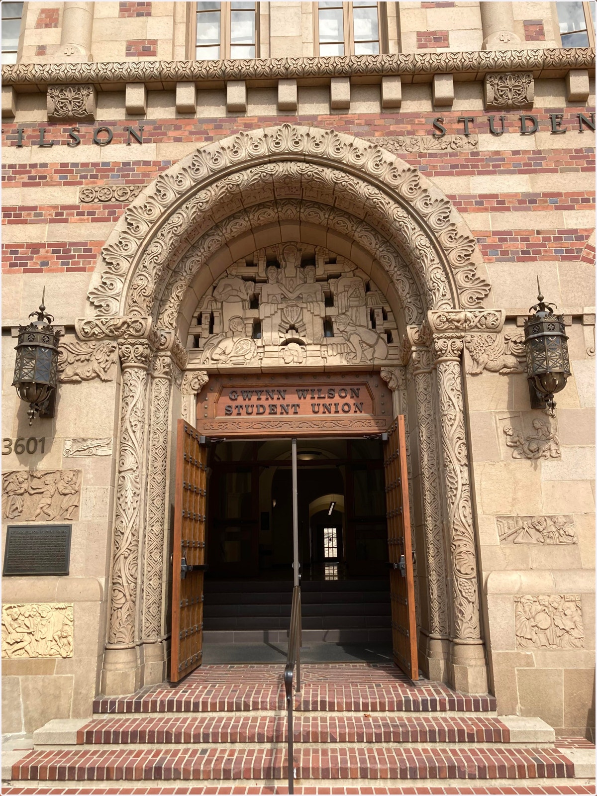 Walk toward the Student Union Building along Trousdale Parkway, the entrance will be on your right