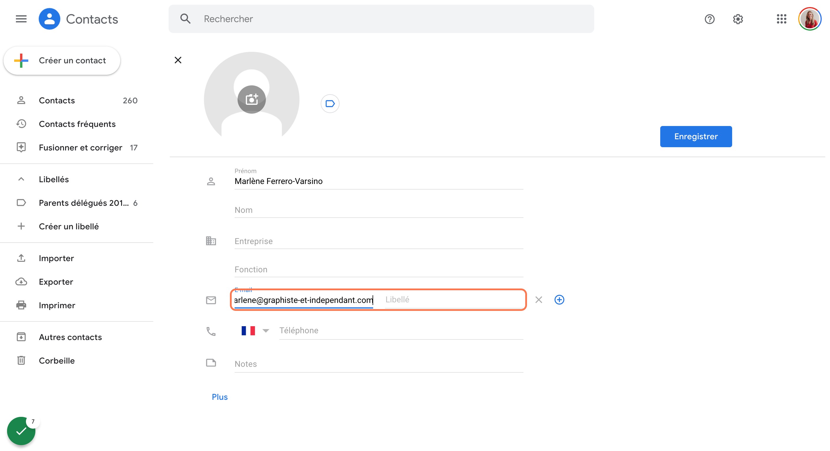 Dans le champ E-mail, entre mon adresse : "marlene@graphiste-et-independant.com"