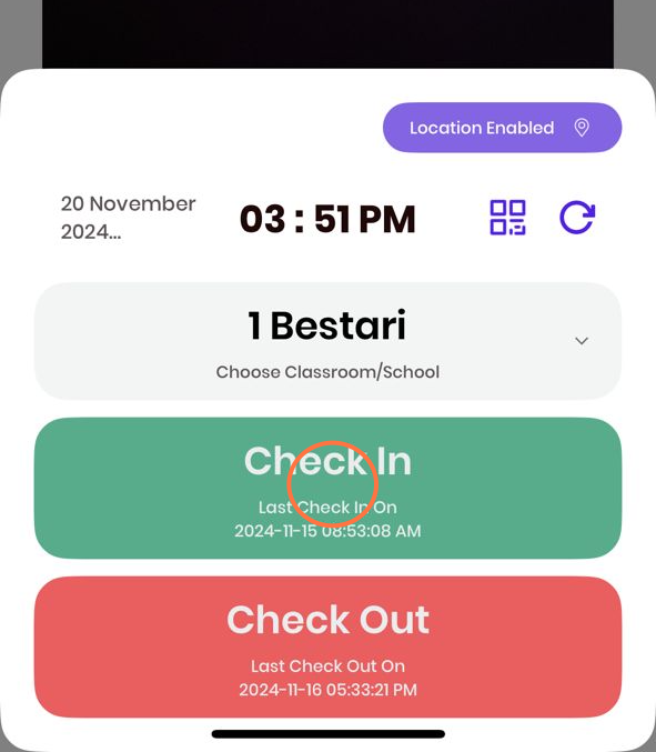 Klik 'Check In' untuk kehadiran guru.