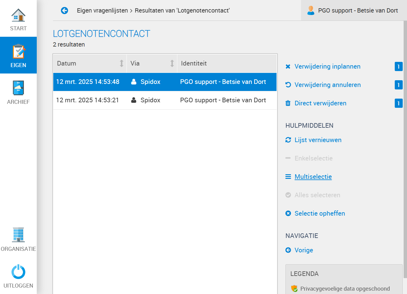 Het is ook mogelijk om meerdere antwoorden tegelijk te verwijderen. Klik hiervoor op Multiselectie onder het kopje HULPMIDDELEN.