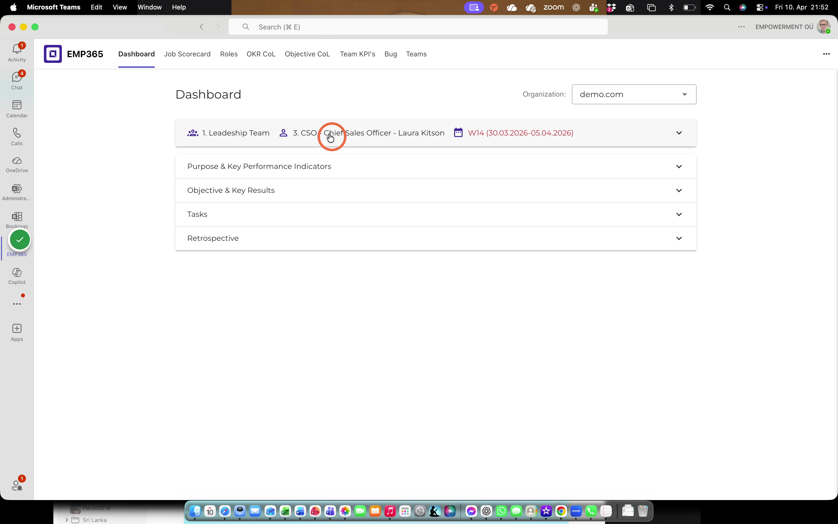 Select the role you want to create a status report for