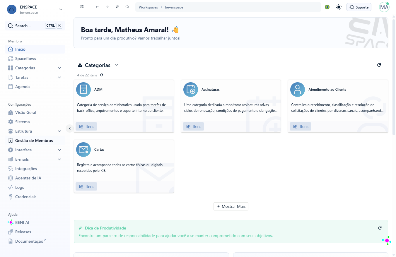No menu lateral esquerdo, na seção configurações, clique em Gestão de Membros