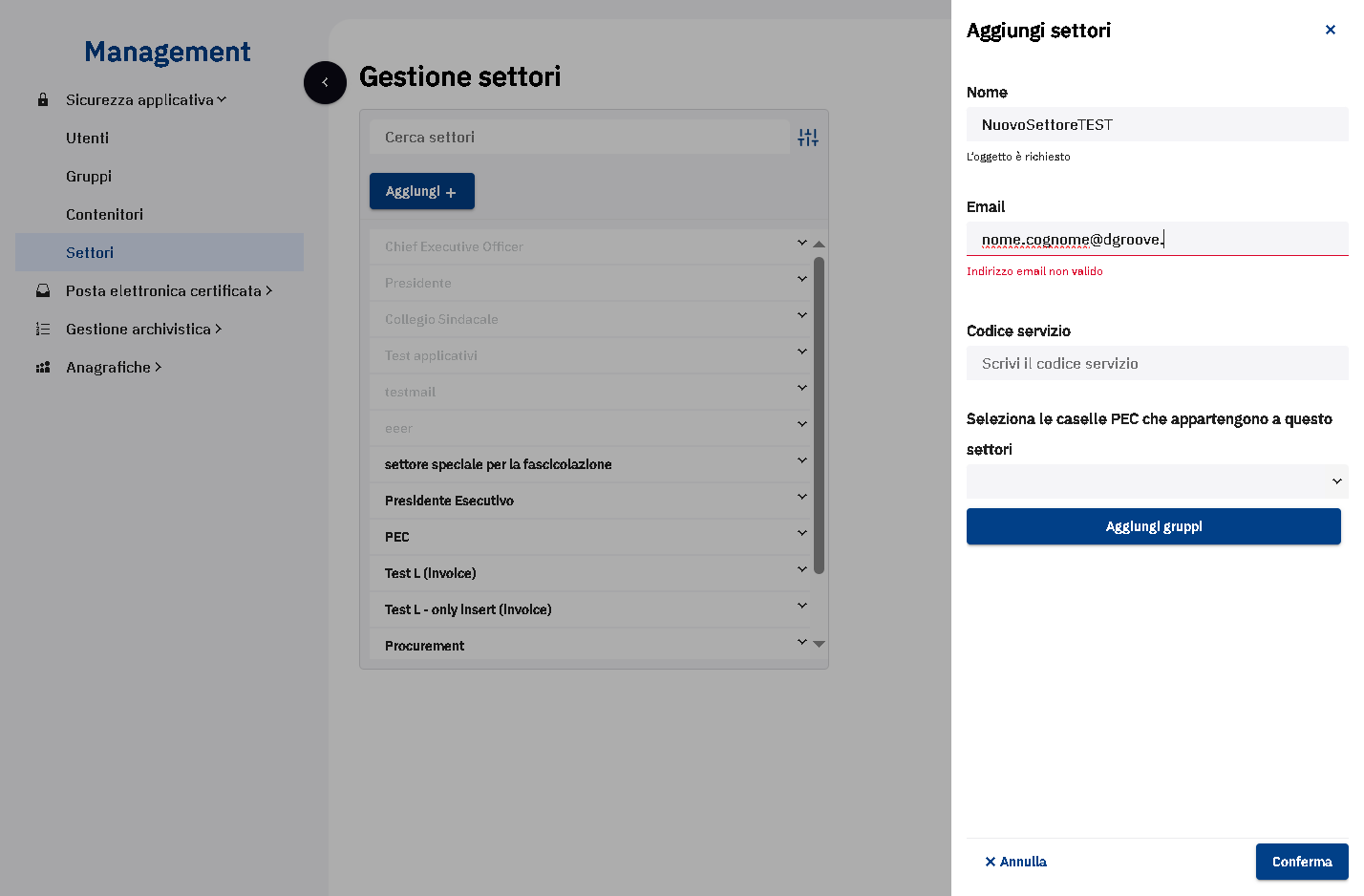 Compilare il campo "Email"