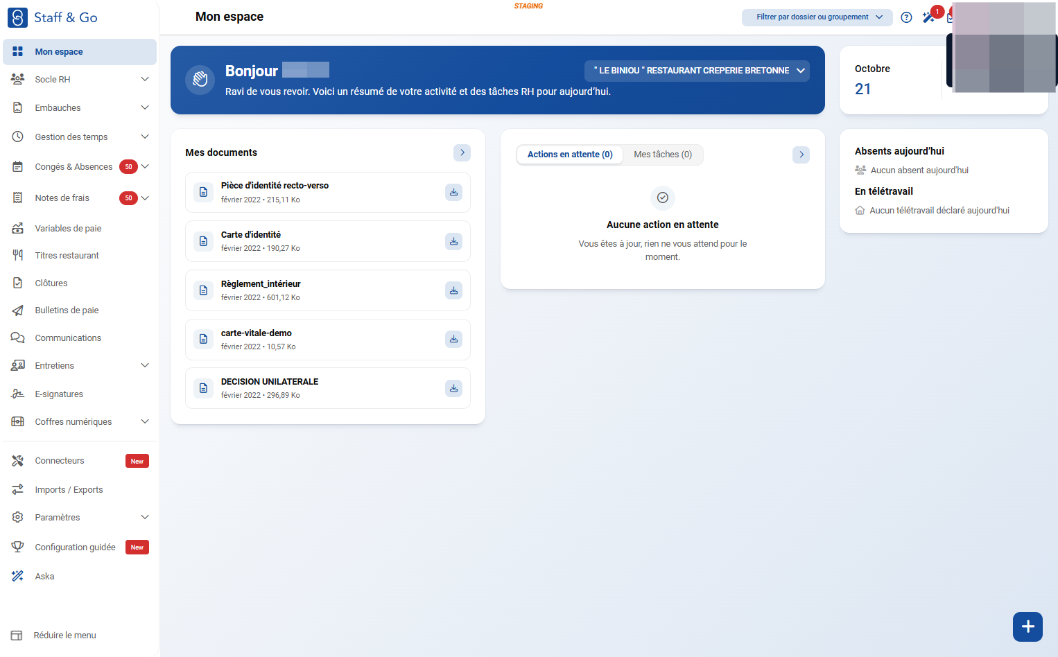 Cliquer sur le menu en haut-droite avec votre le nom du profil