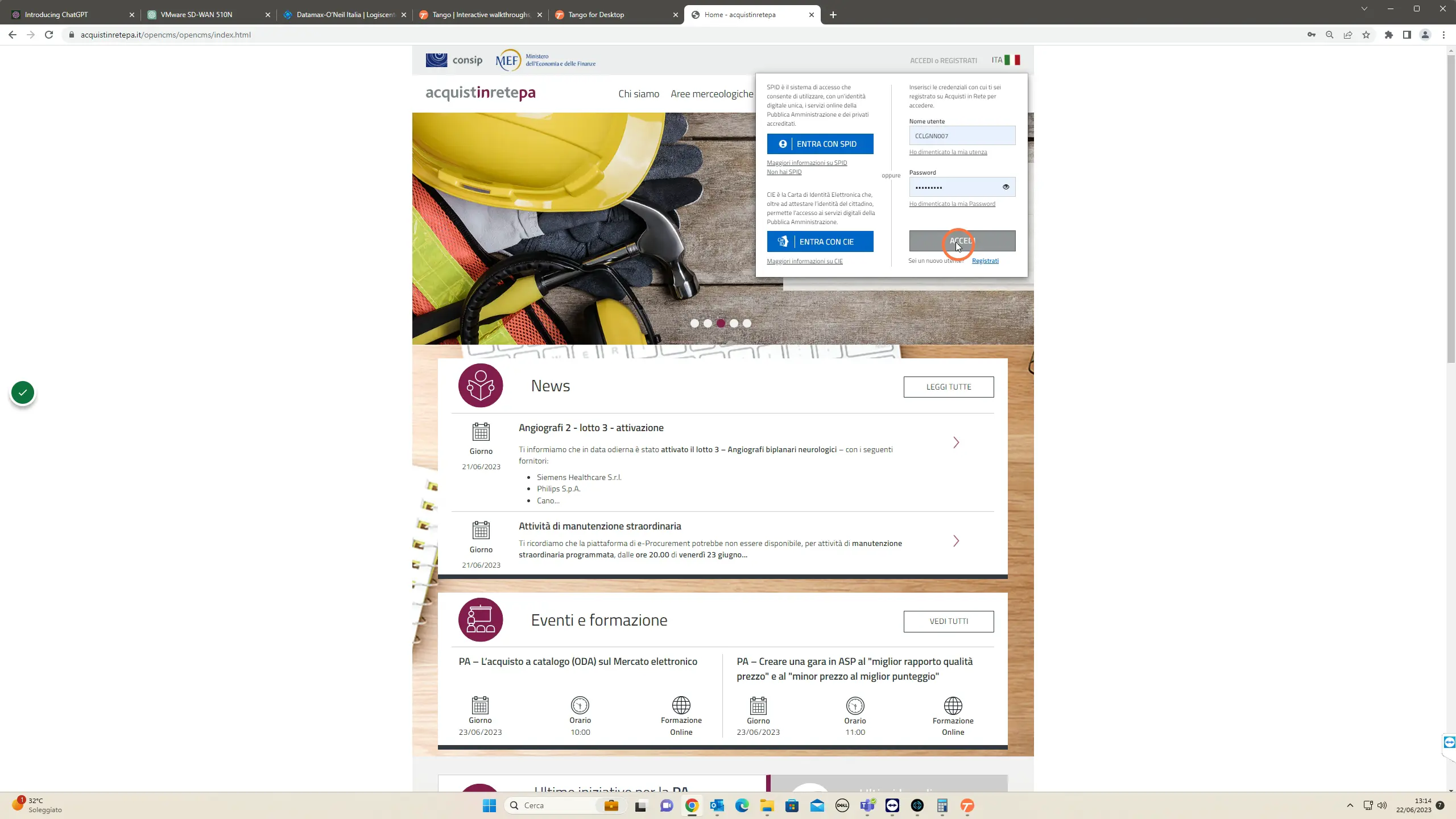 Eseguire il Log-In con i propri dati.