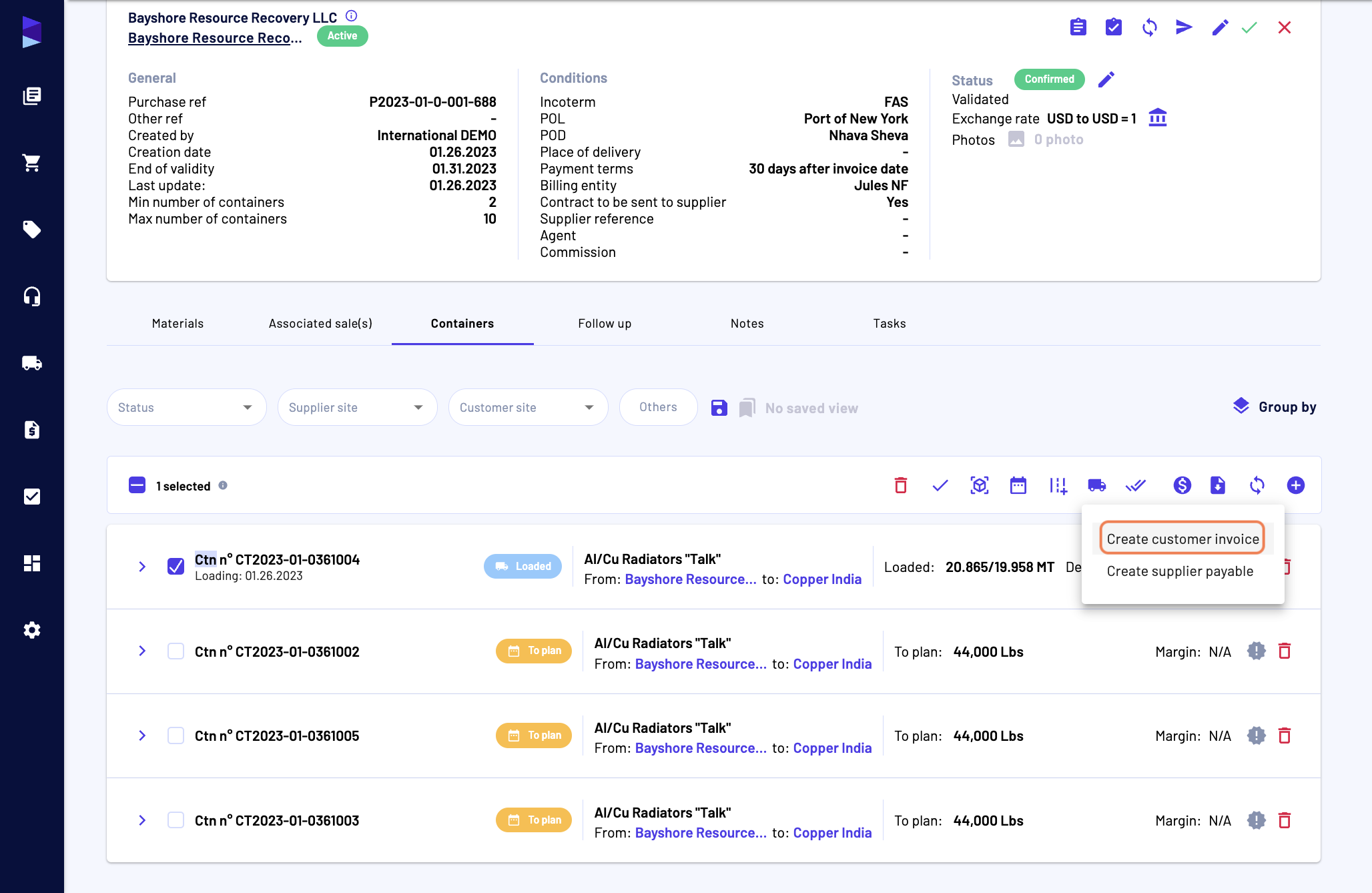 Click on "Create customer invoice"