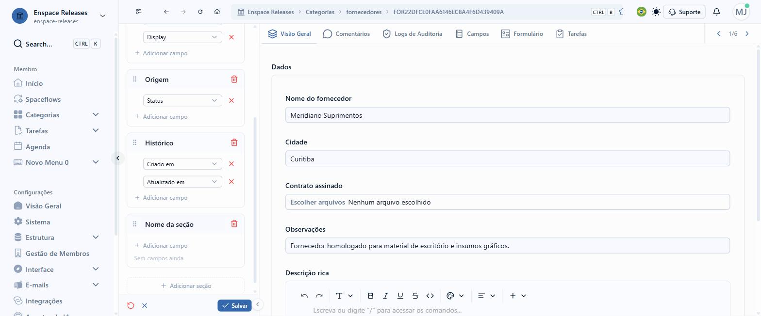 A seção nasce com o texto Nome da seção e o estado Sem campos ainda. Apague o texto e digite o nome do bloco
