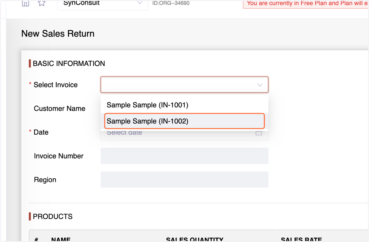Select the invoice from which the return originates using the "Select Invoice" option.