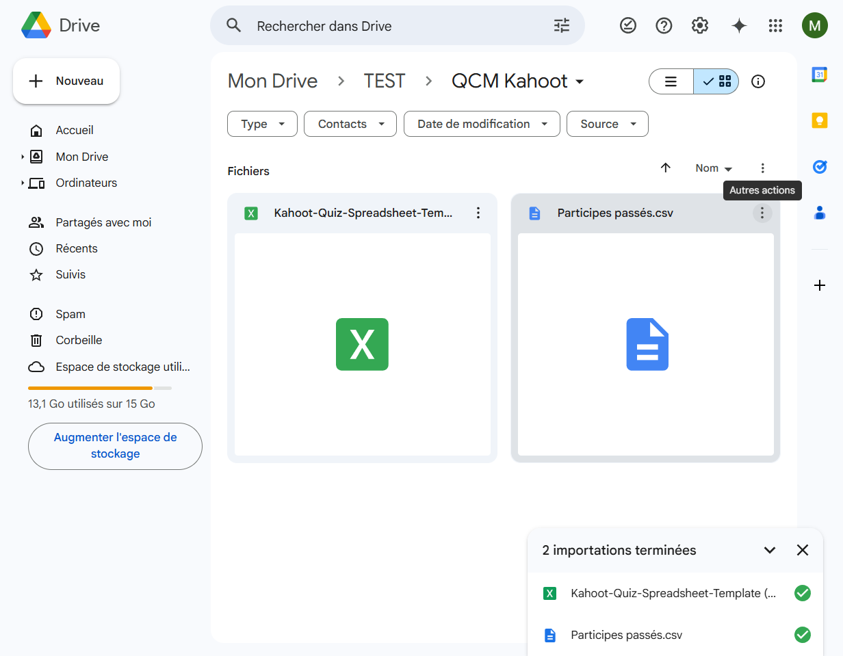 Clique droit ou utilise le menu Autres actions puis "Ouvrir avec" pour ouvrir le fichier avec l'extension ".csv"