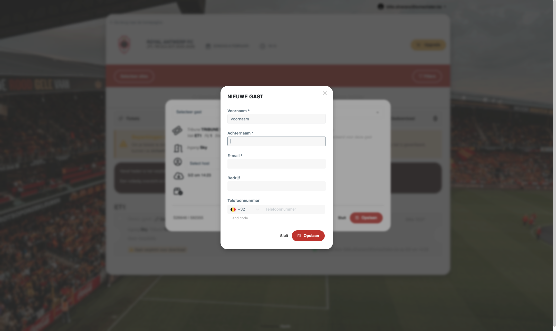 Vul alle gegevens in en klik onderaan op opslaan.