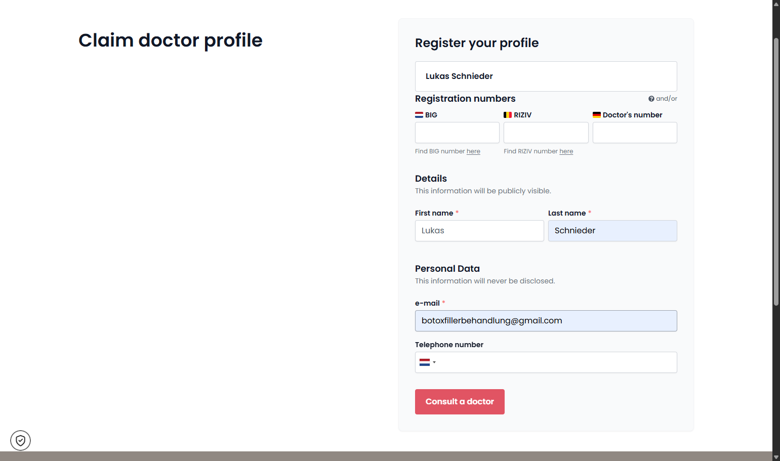After you have entered and reviewed the required information, select 'Consult a Doctor' to complete the setup. Nadat je de benodigde gegevens hebt ingevuld en gecontroleerd, selecteer je 'Raadpleeg een dokter' om de inrichting te voltooien.