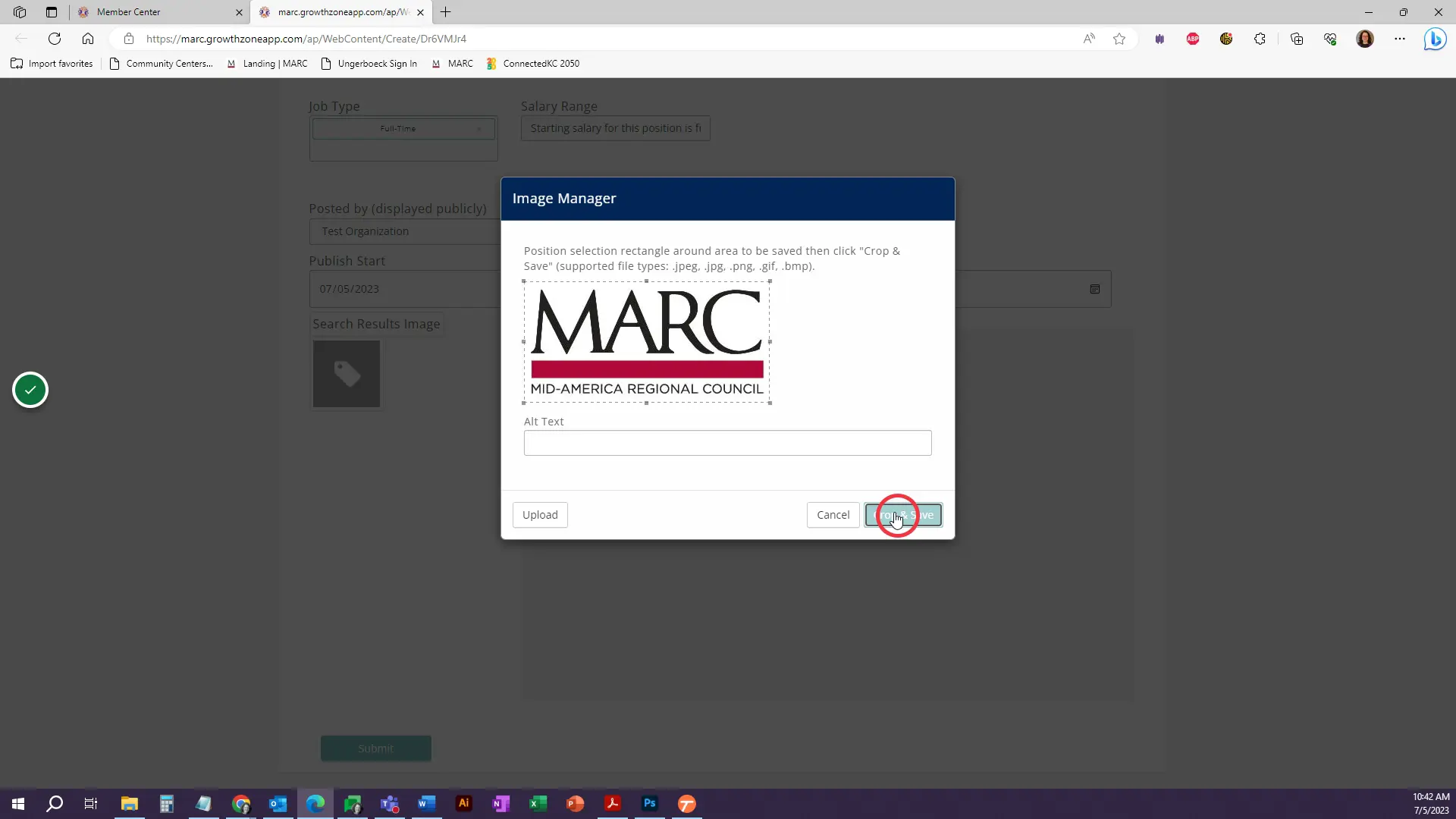 You can upload a JPG, PNG, GIF or BMP.