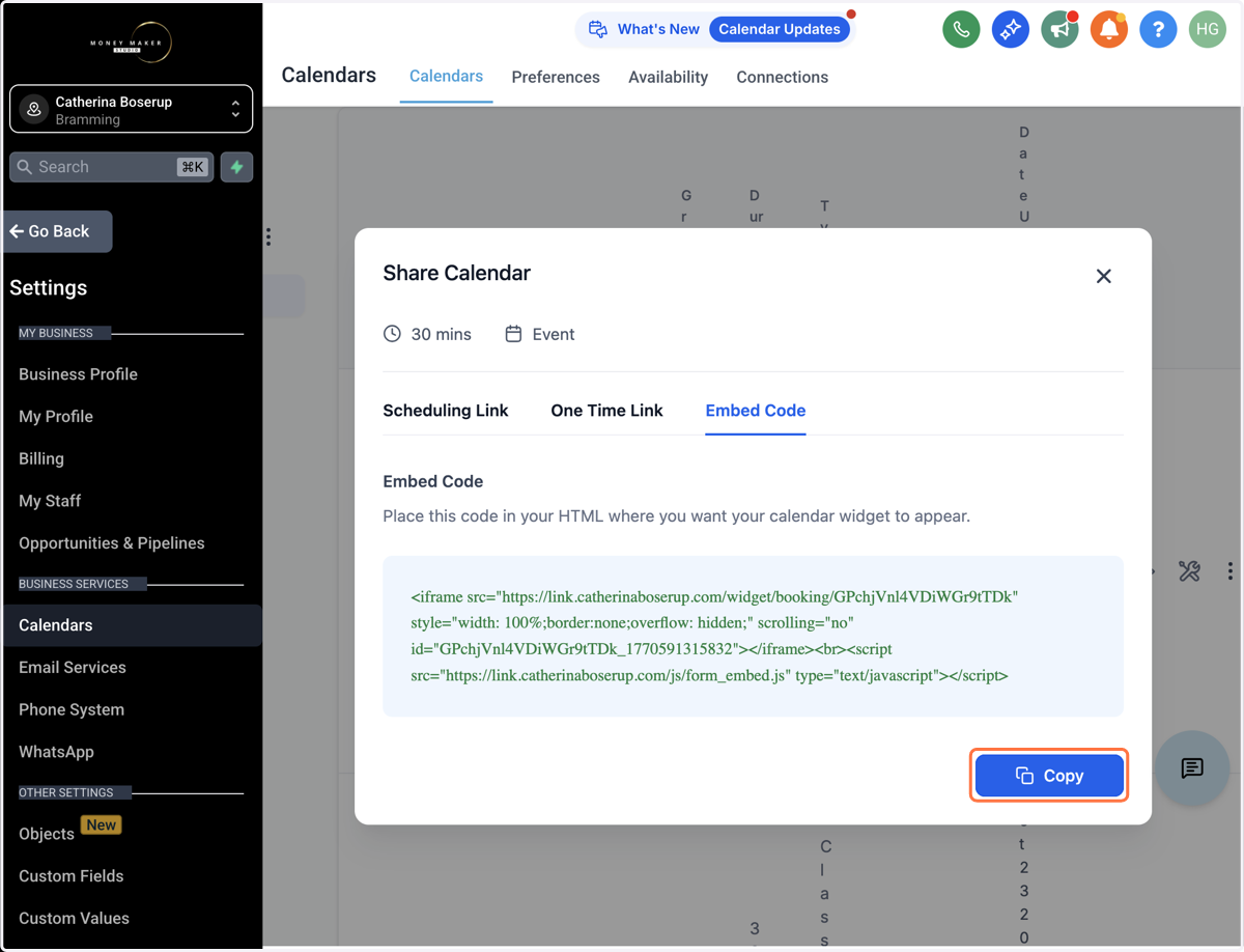 Hvis du gerne vil integrere kalenderen direkte på fx din eksterne website, så gå til fanen "Embed Code" og klik på "Copy". Koden indsætter du derefter direkte på dit website.