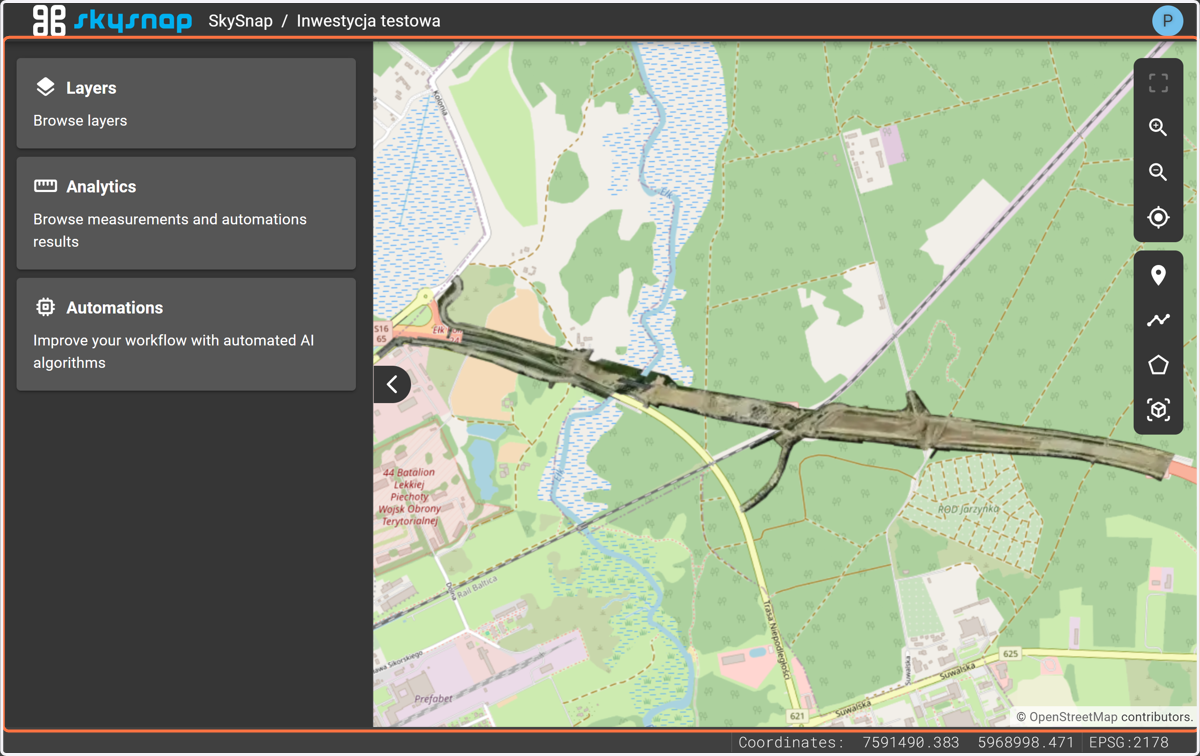 You can see the project screen, where you should see the data imported into the system. In this view you can analyze data, take measurements and generate reports.