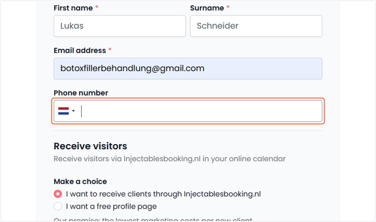 Fill in your personal details in the fields below. Vul je persoonlijke gegevens in de onderstaande velden in.