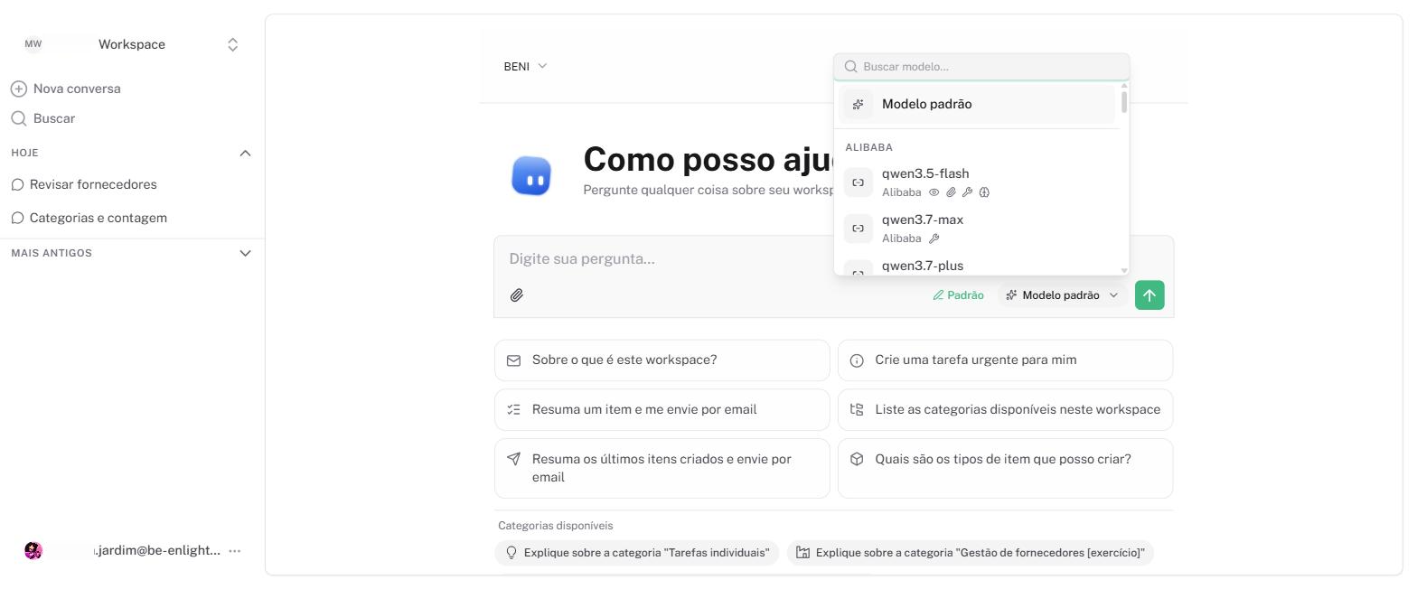 Em Alterar modelo de IA, escolha qual modelo responde. A lista tem busca e vem agrupada por provedor, e a opção Modelo padrão devolve a escolha à plataforma.