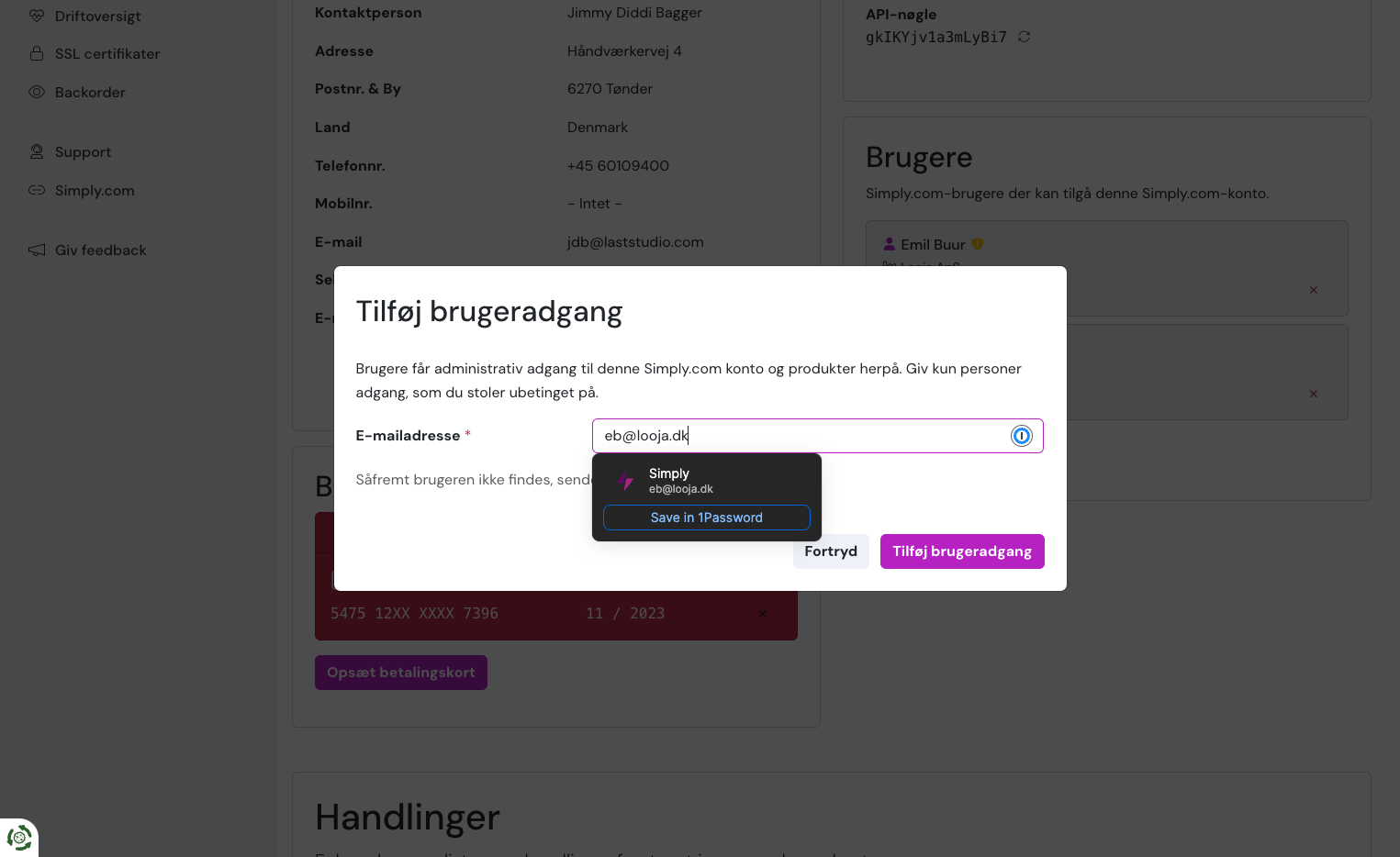 Type "eb@looja.dk"