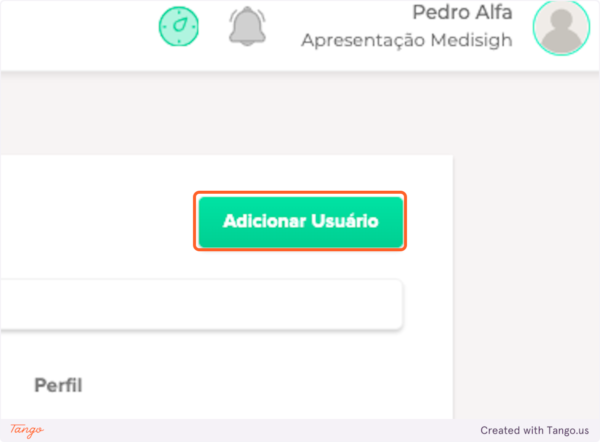 Clique em Adicionar Usuário