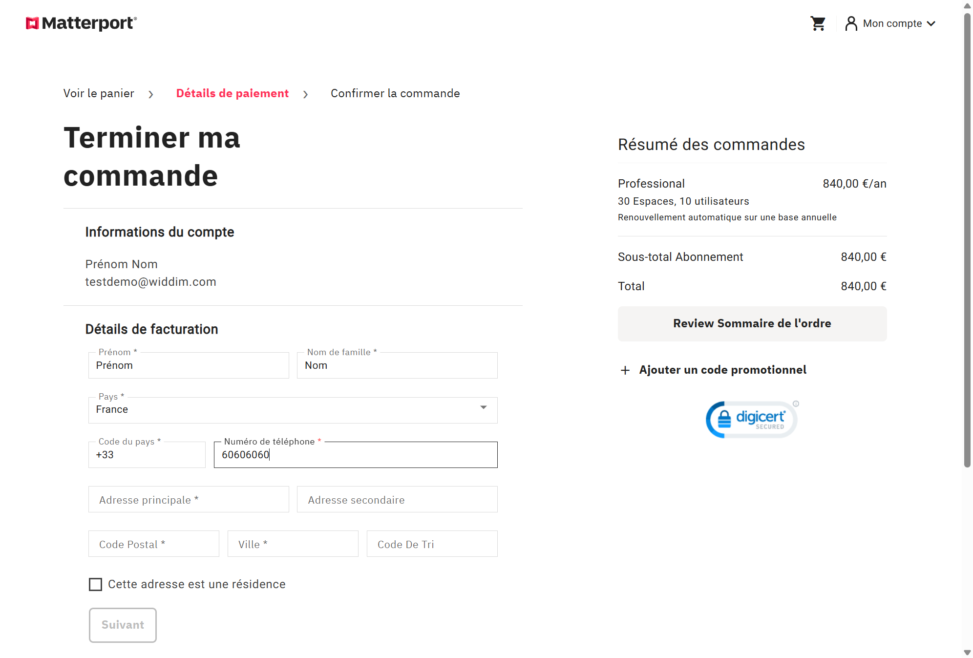 Dans le champ "Nom de famille", remplacez votre nom par le nom de votre société
