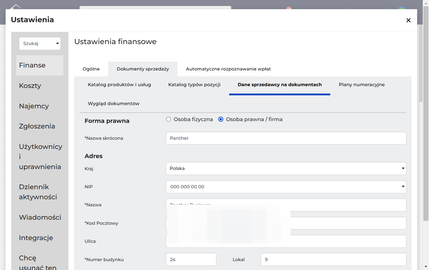 Przejdź do sekcji "Użytkownicy i uprawnienia"