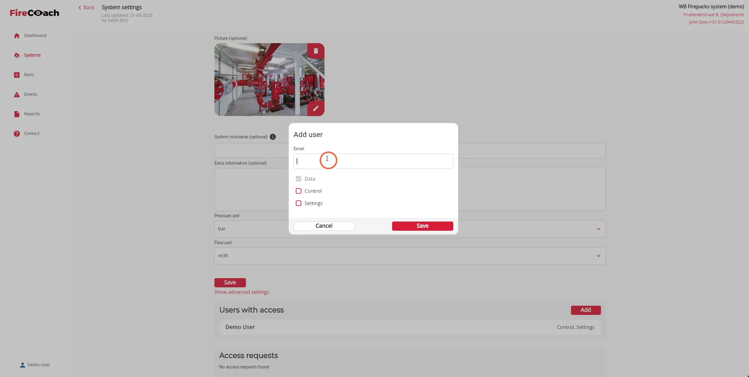 Enter the email adress of the user you would like to add