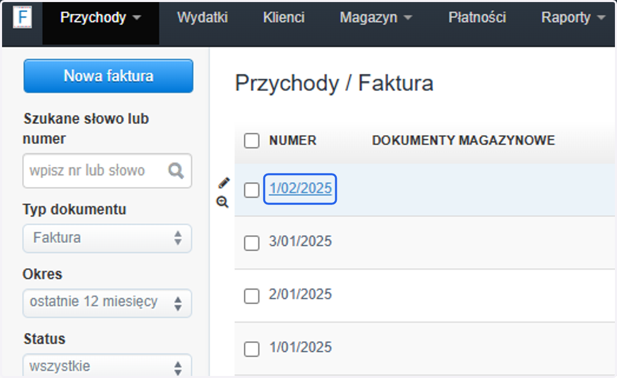 Następnie na liście kliknij numer faktury, by sprawdzić jak system domyślnie wyświetla wartość z pola Uwagi. W naszym przykładzie szablon przypisany do dokumentu to DEFAULT.