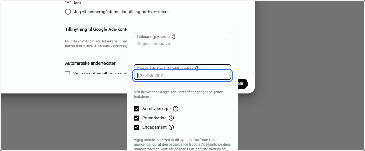 Klik på feltet, og indtast dit Google Ads kunde-id.